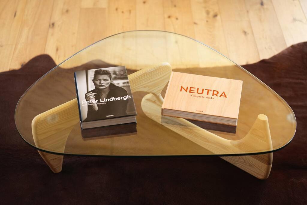 Neutra Luxury Retreat Pool And *